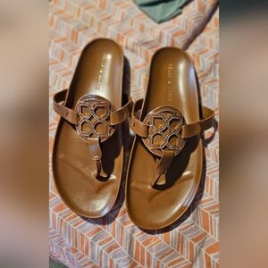 KELLY AND KATIE LOGO SANDALS SIZE 9.5 BROWN